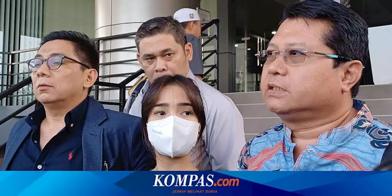 Fuji Laporkan Mantan Rekan Kerja atas Dugaan Penipuan