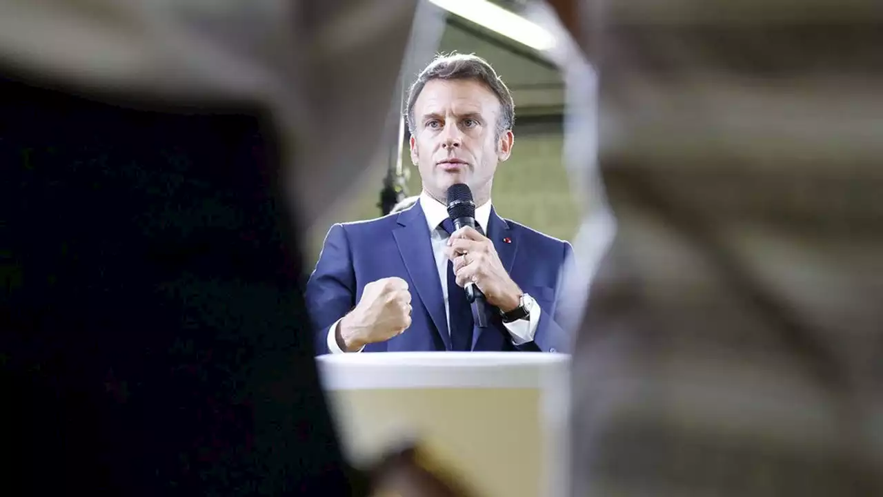 - La cote de confiance d'Emmanuel Macron plombée par l'inflation