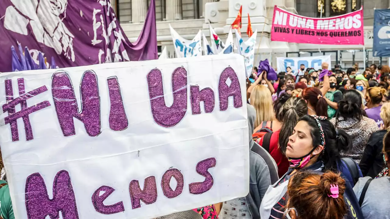 NiUnaMenos convocó a una marcha y pañuelazo 28 de septiembre | 'Contra las derechas y el FMI'