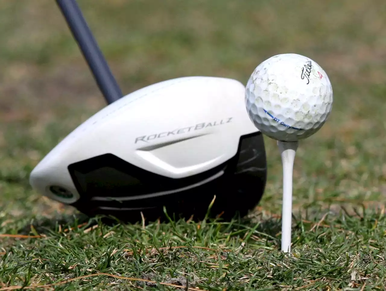 Logan White, Garrett White drive Northern golf into Colonial Division lead