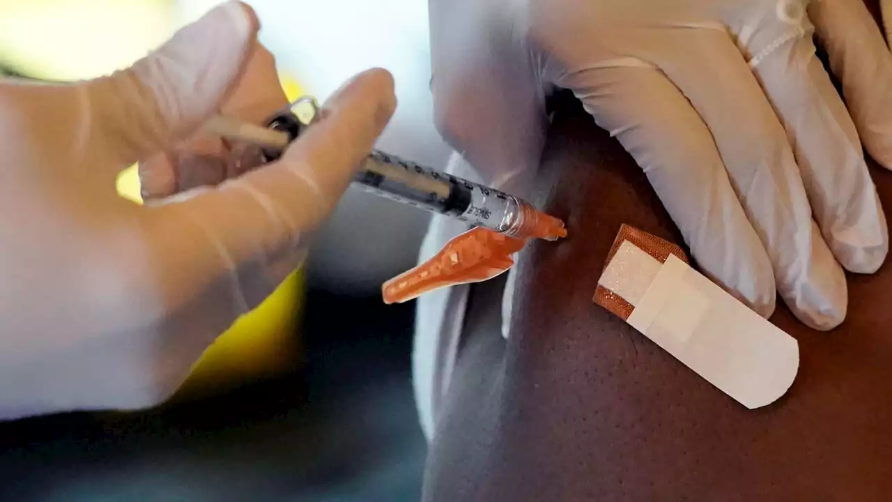 Afrique du Sud: une ONG dévoile des contrats de vaccins anti-Covid aux conditions «déraisonnables»