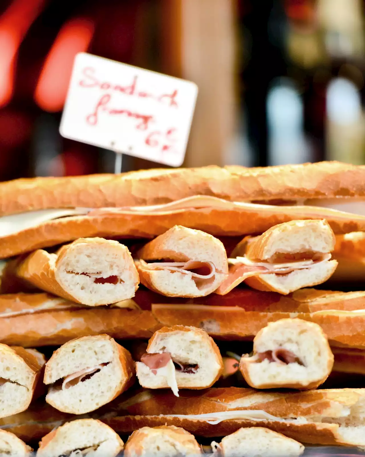 This Food Trend Sweeping Paris Makes Absolutely No Sense