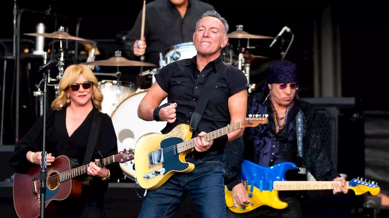 Bruce Springsteen postpones September shows due to medical issue