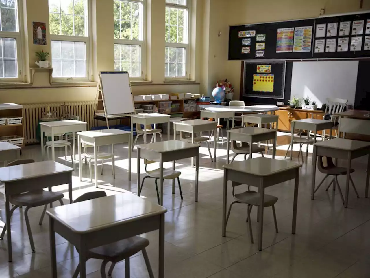 Upped lunch hour supervision fees for Sask. parents as school resumes