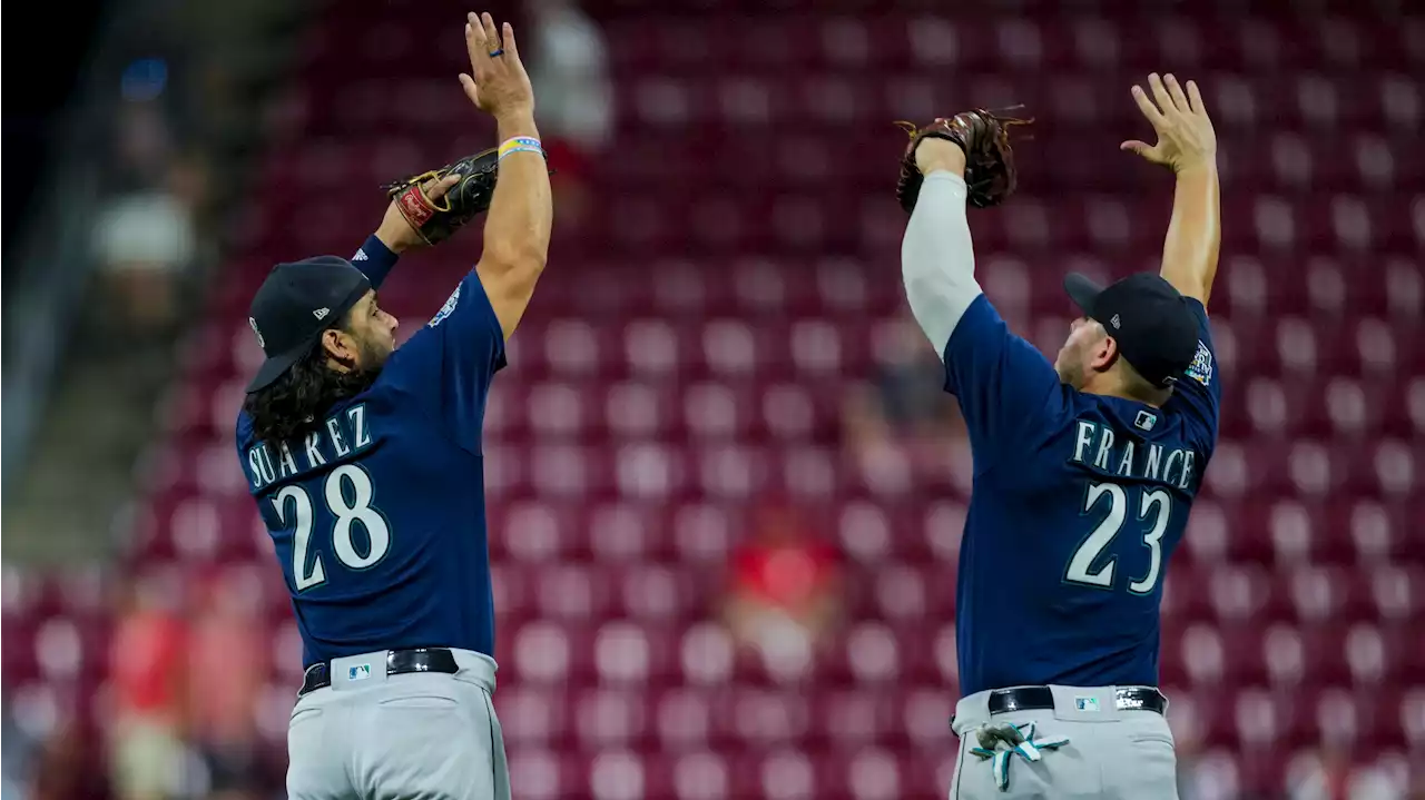 Seattle Mariners beat Cincinnati Reds, pick up ground in wild card race