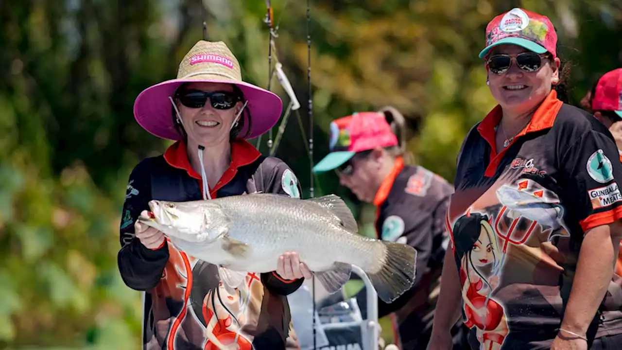 Women recreational fishers outpace men in NT as Barra Challenge draws hundreds