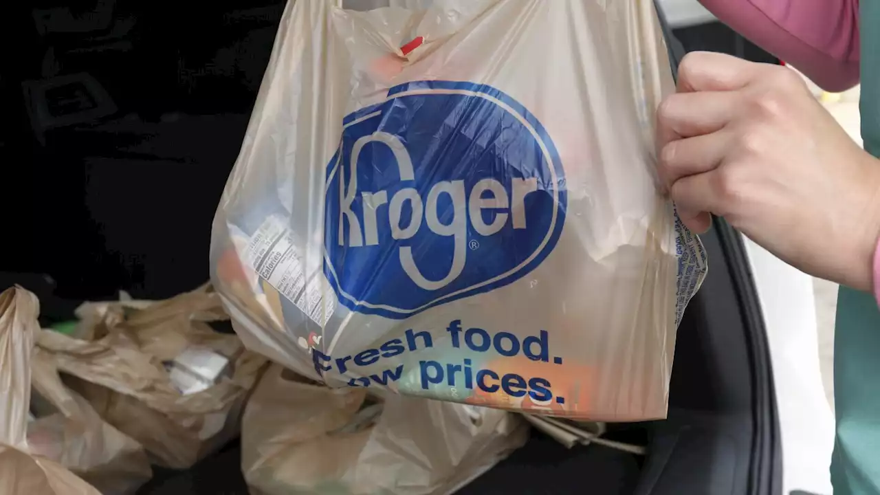 Kroger, Albertsons selling more than 400 stores in $1.9B deal as they look to close their merger