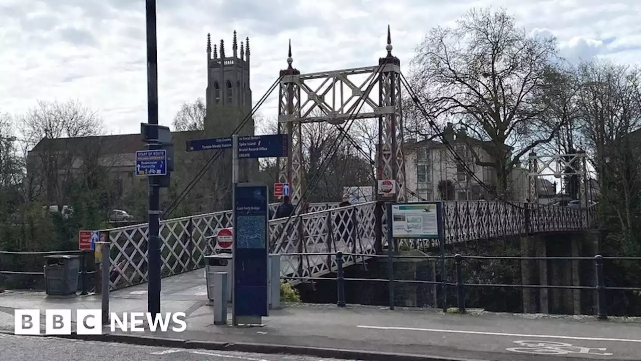 Wapping Wharf: Gaol Ferry Bridge to reopen