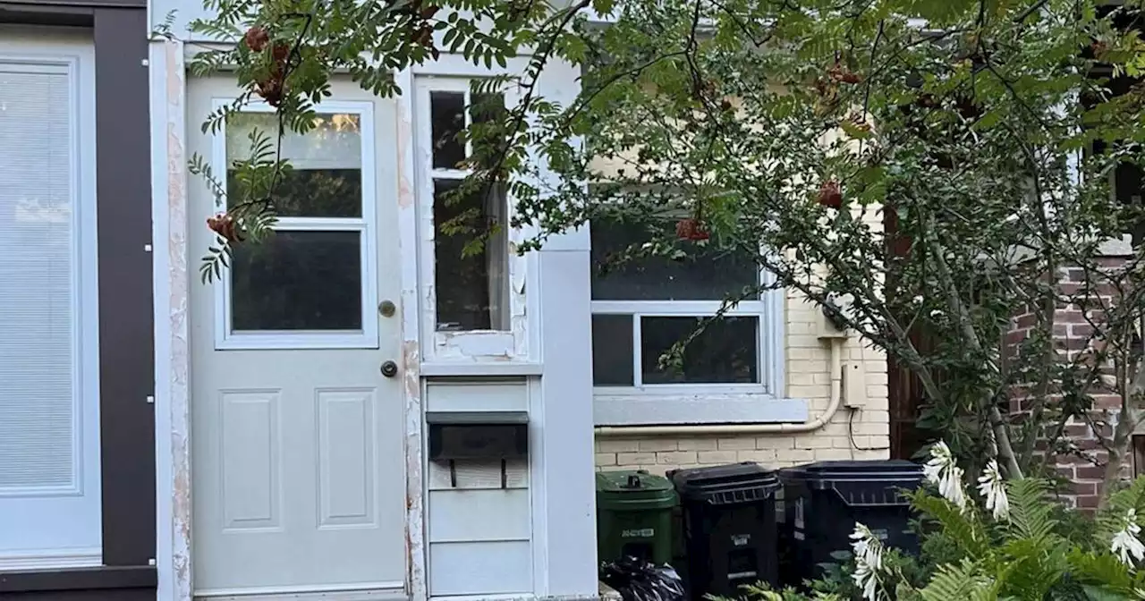 This $700k Toronto house is 12 feet wide and only has one bedroom