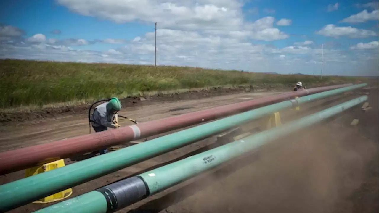US Releases Environmental Study for Dakota Access Oil Pipeline