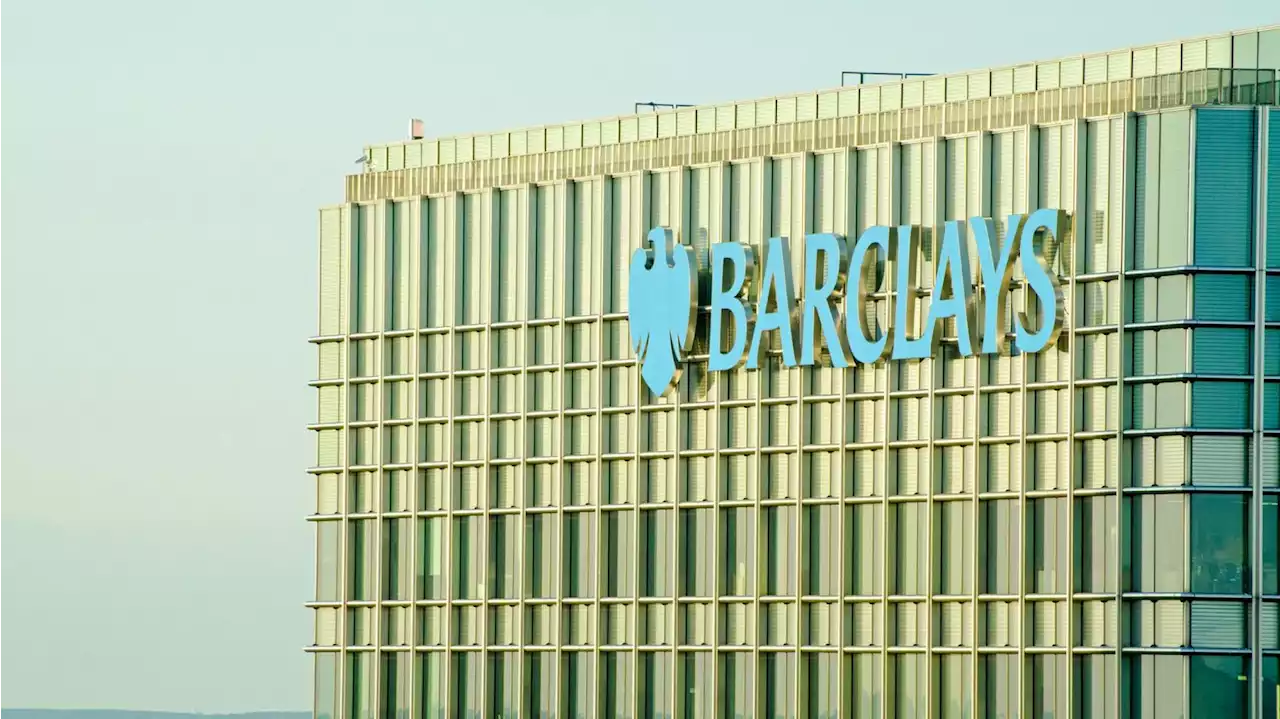 Barclays set to axe hundreds of jobs as it looks to cut costs