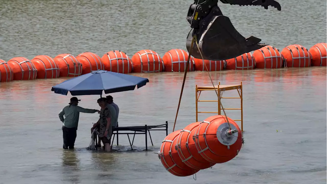 Texas can keep buoys in the Rio Grande while legal challenge continues, federal appeals court rules