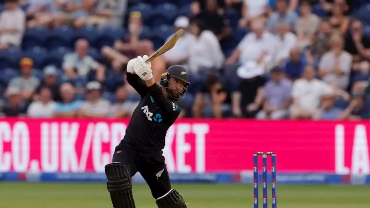 Conway, Mitchell smash tons as NZ seal big win over England