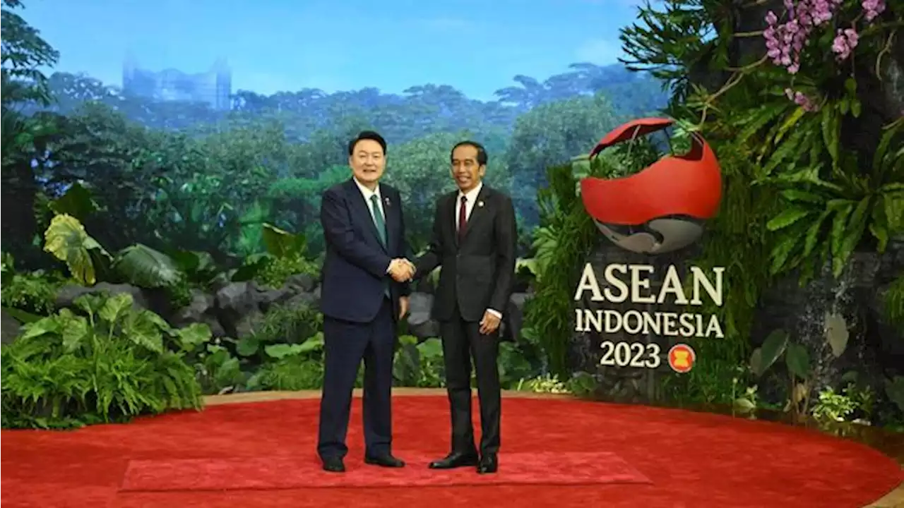 Jokowi & Presiden Korea Bicarakan MRT Fase 4, Dimulai di 2024