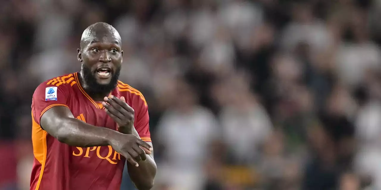 Lukaku, forte attacco della curva dell'Inter: lo striscione appeso a Roma