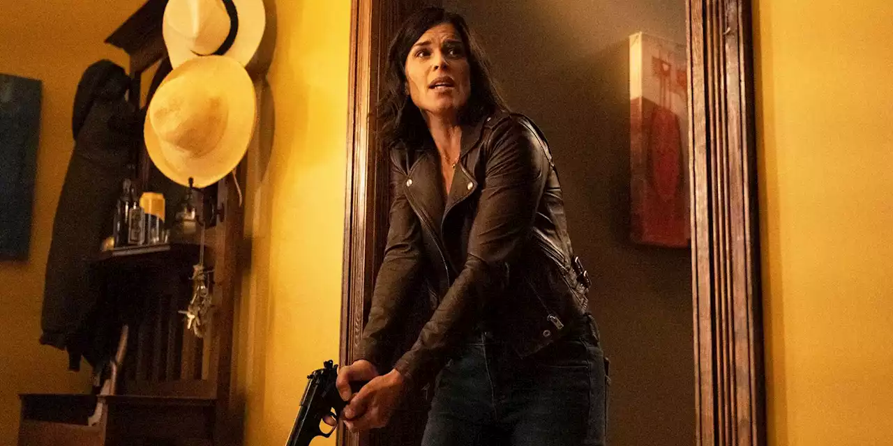 'Scream' creator Kevin Williamson says he hopes star Neve Campbell returns: 'Pay her the money'