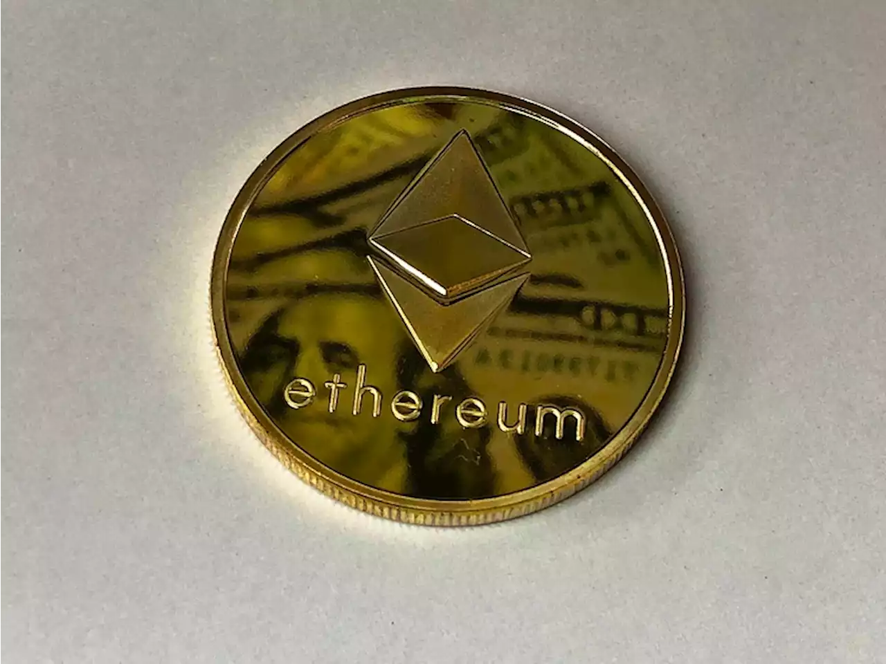 Vitalik Buterin states Ethereum faces same issues it did in 2017 as network continues to struggle