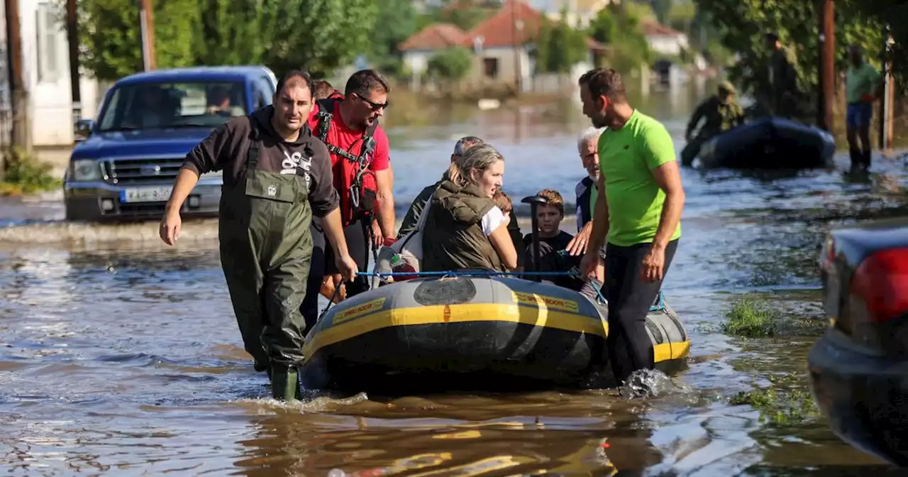 Inondations meurtrières en Grèce : 7 morts, l'opération de sauvetage se poursuit