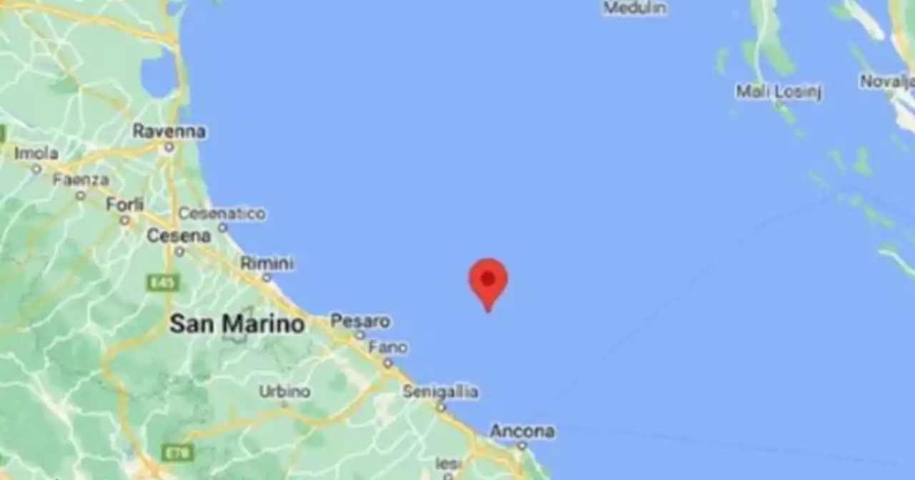 Terremoto nelle Marche, forte scossa tra Pesaro e Ancona: ancora terrore