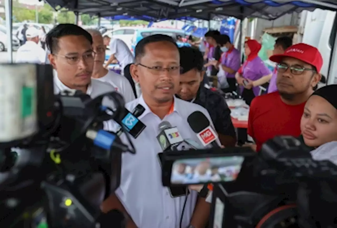 Pulai by-election: Pakatan candidate Suhaizan makes final push before polling day tomorrow