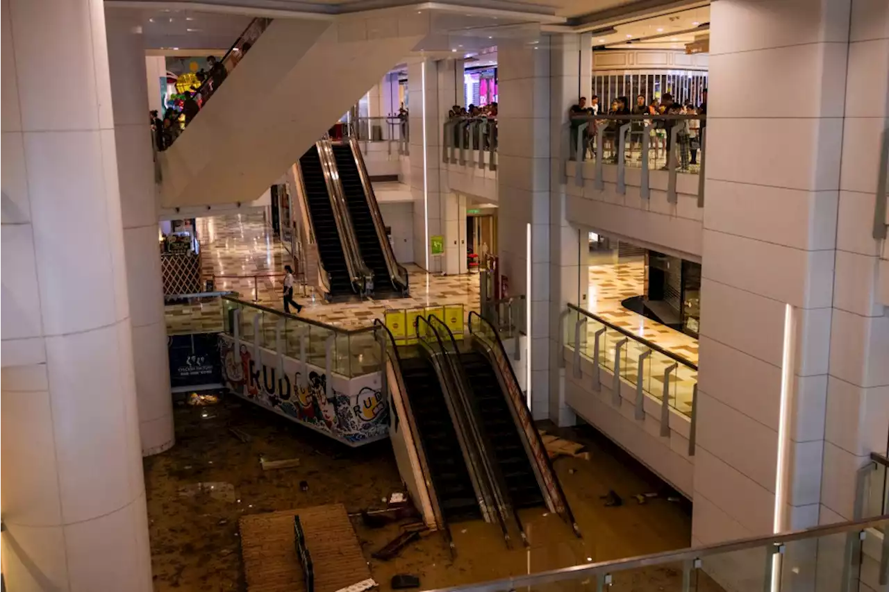 At least 2 dead in Hong Kong after heavy rain, flooding