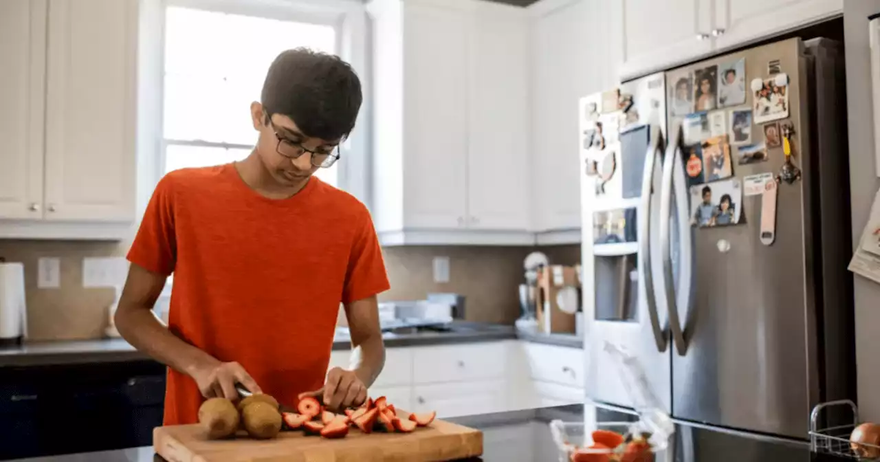 Mum praised for making 15-year-old son cook dinner for the family once a week