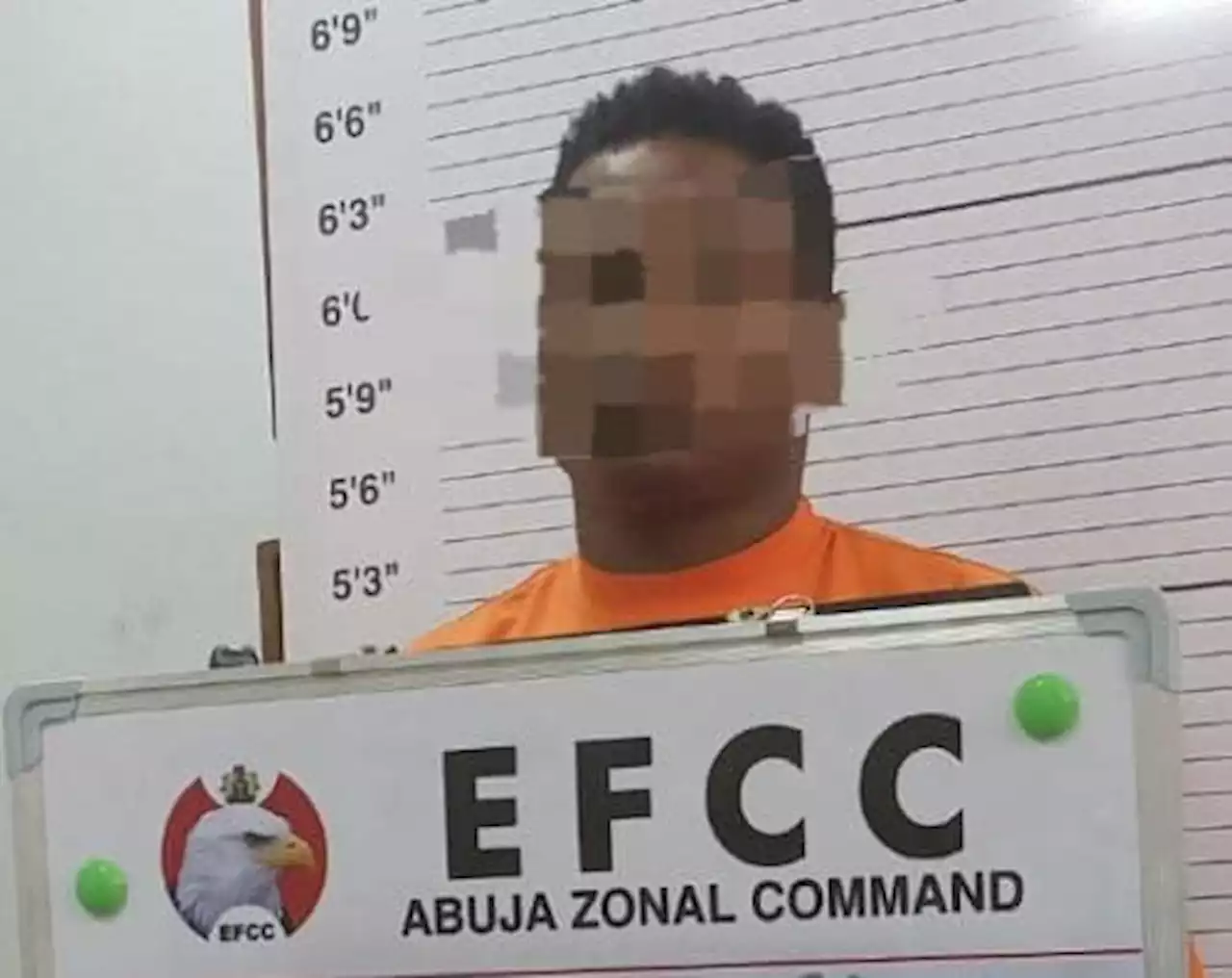 EFCC returns property recovered from internet fraudster to American victim