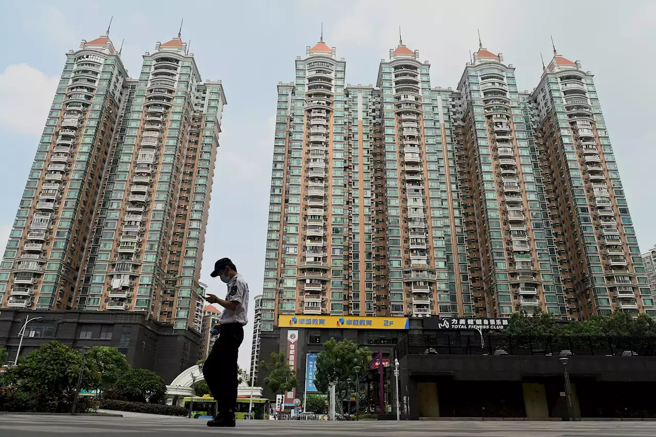 China's property market is going in ‘two-directions,' says ex-central bank advisor