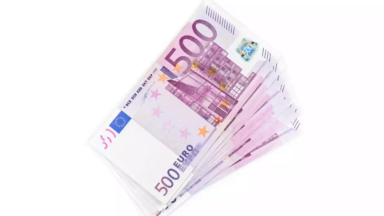 A cuánto cerró el euro blue este viernes 8 de septiembre de 2023