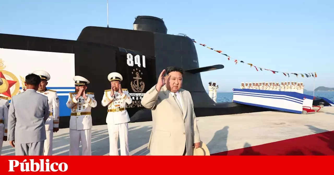 Coreia do Norte exibe submarino com armas nucleares tácticas