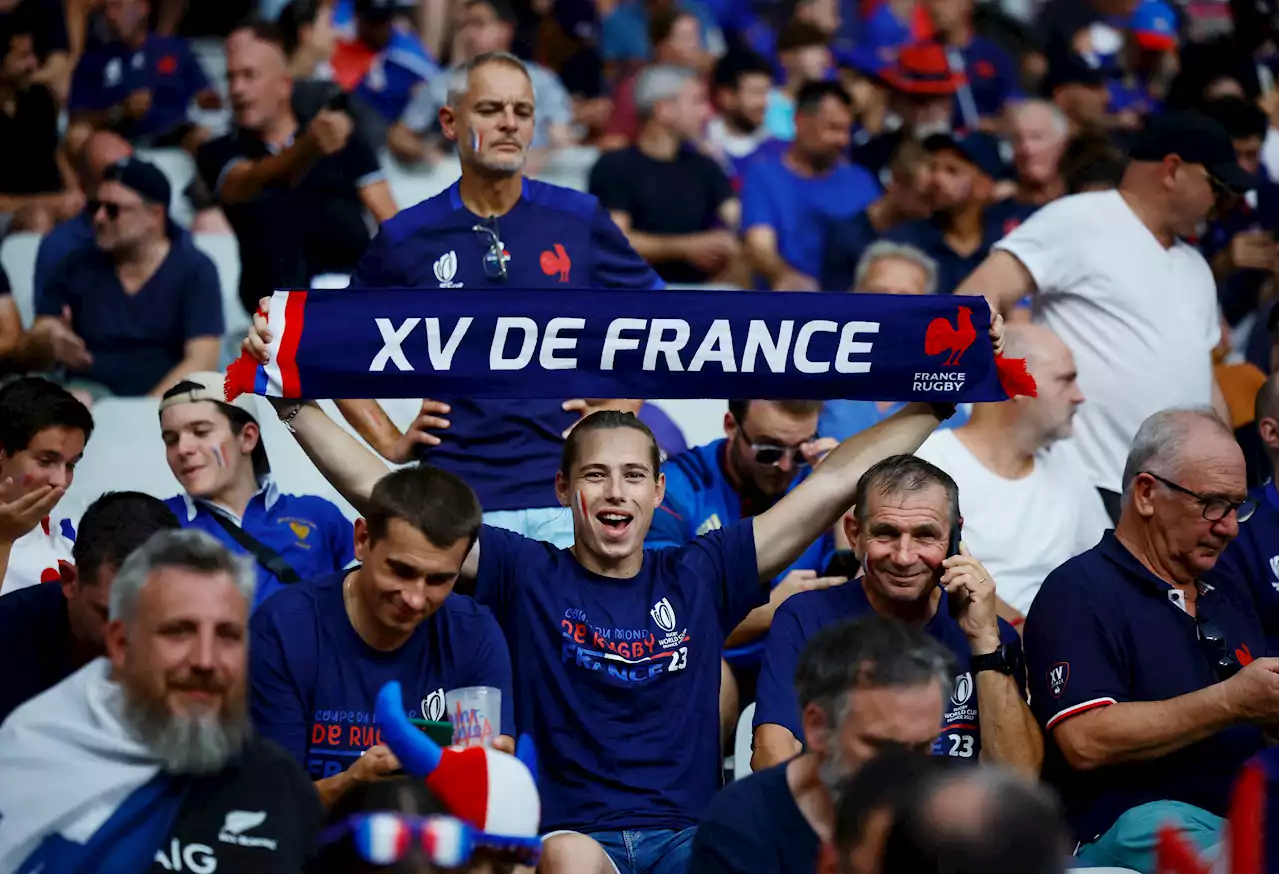 Rugby-Boiling Paris parties ahead of blockbuster World Cup opener