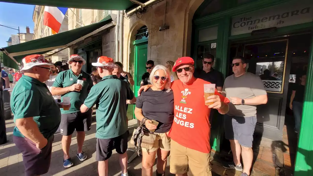 Coupe du monde de rugby : « Tonight, allez les Bleus », l’ambiance monte à Bordeaux