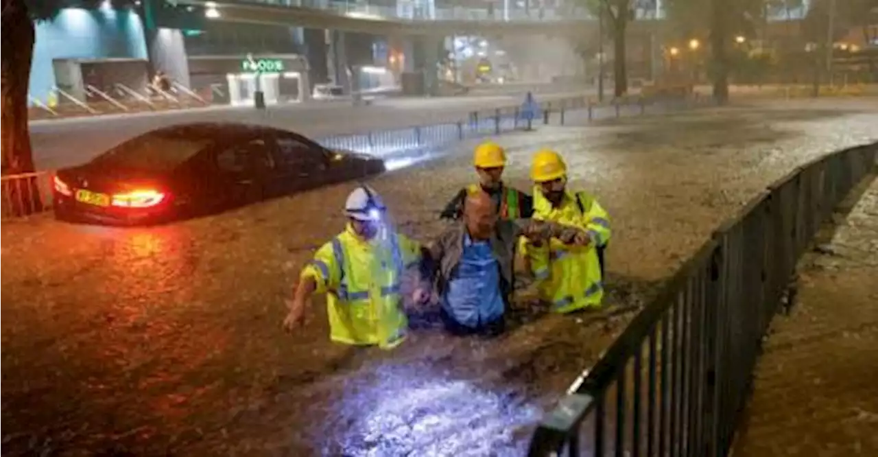 Hong Kong’s heaviest rain in 140 years floods city