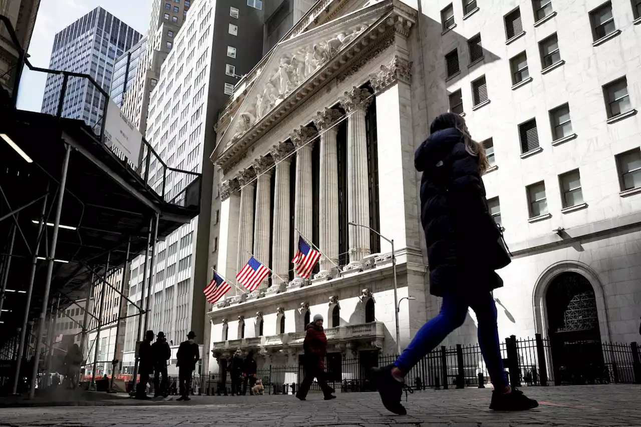 A sudden bond binge on Wall St. reflects rising optimism