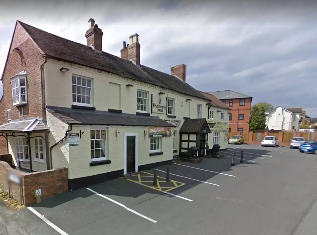 Councillors approve controversial Wellington pub conversion plans