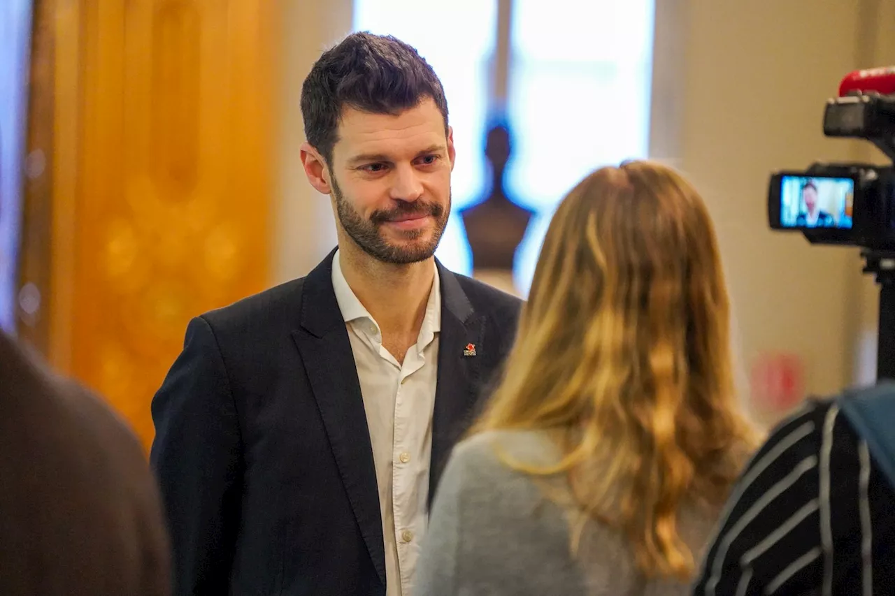 Moxnes tilbake på Stortinget - vil ikke svare på helserelaterte spørsmål