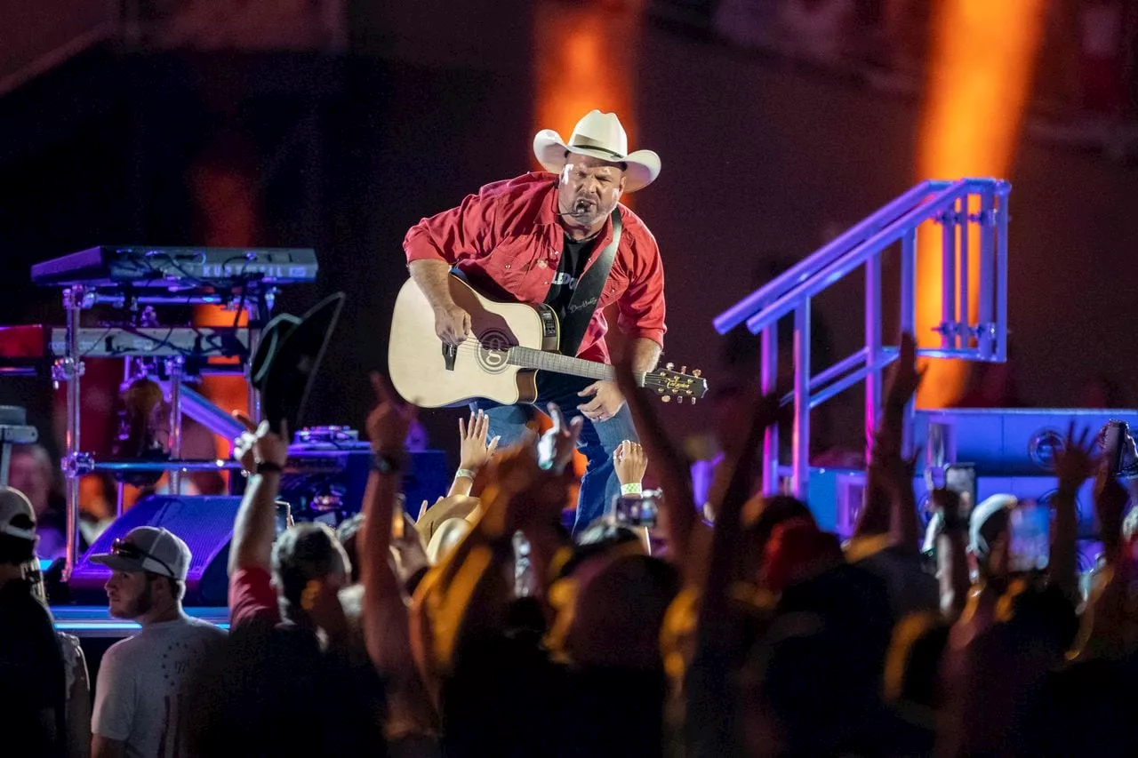 Garth Brooks Faces Backlash for Selling Bud Light in His Bar