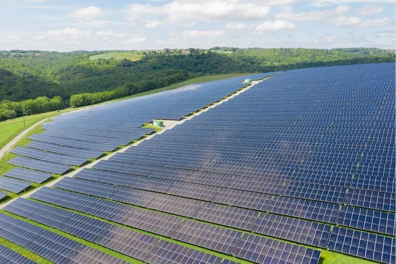 Photovoltaïque : pour les agriculteurs, aubaine ou arnaque ?