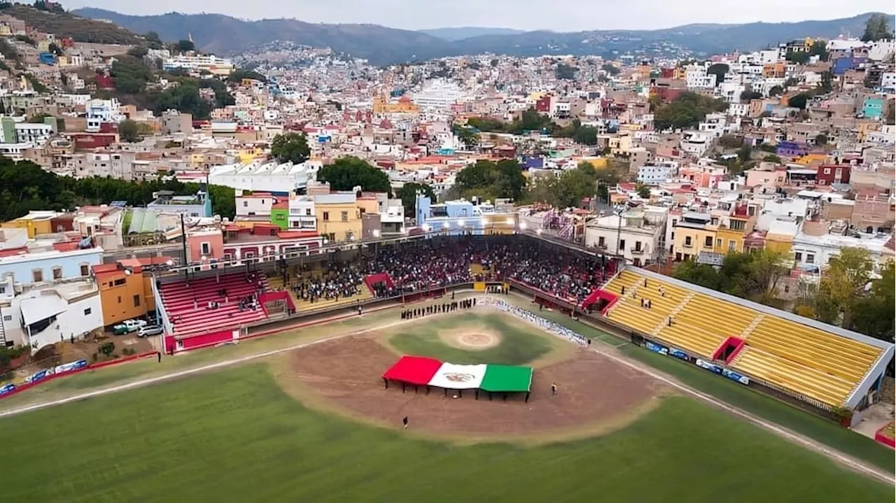 Torneo regional de béisbol en Guanajuato