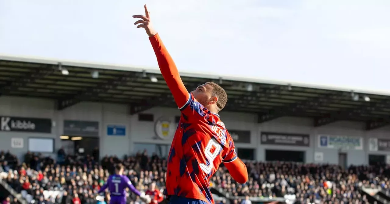 Rangers Battle to Victory Against St Mirren