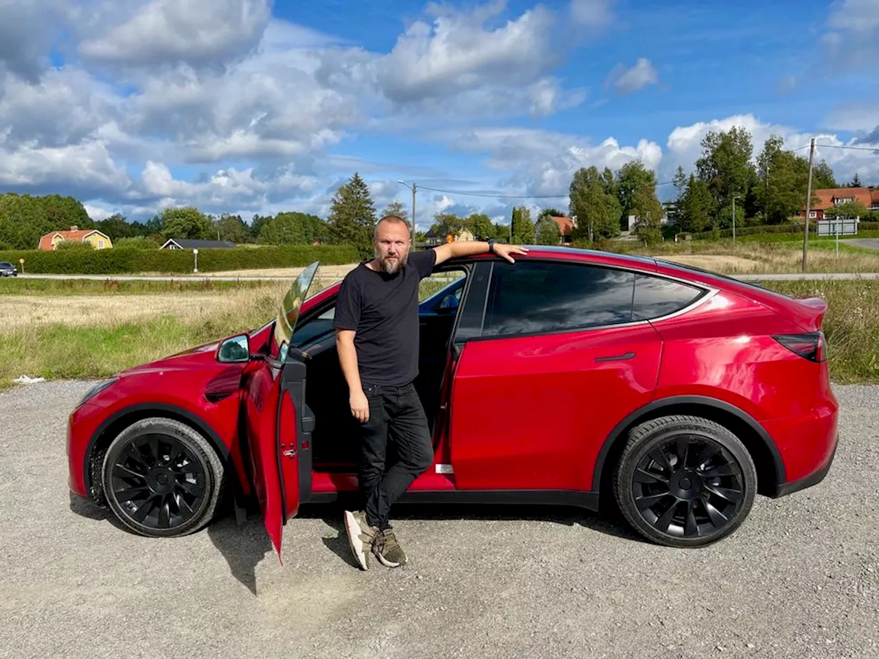 Tesla Model Y världens mest sålda bil förra året. Nya folkbilen?