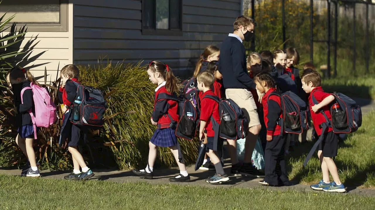 Students become teachers at Yirara College in Alice Springs