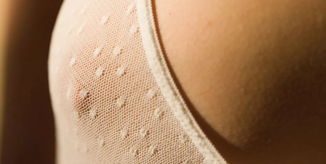 Il piacere sessuale attraverso i capezzoli: il nipple orgasm