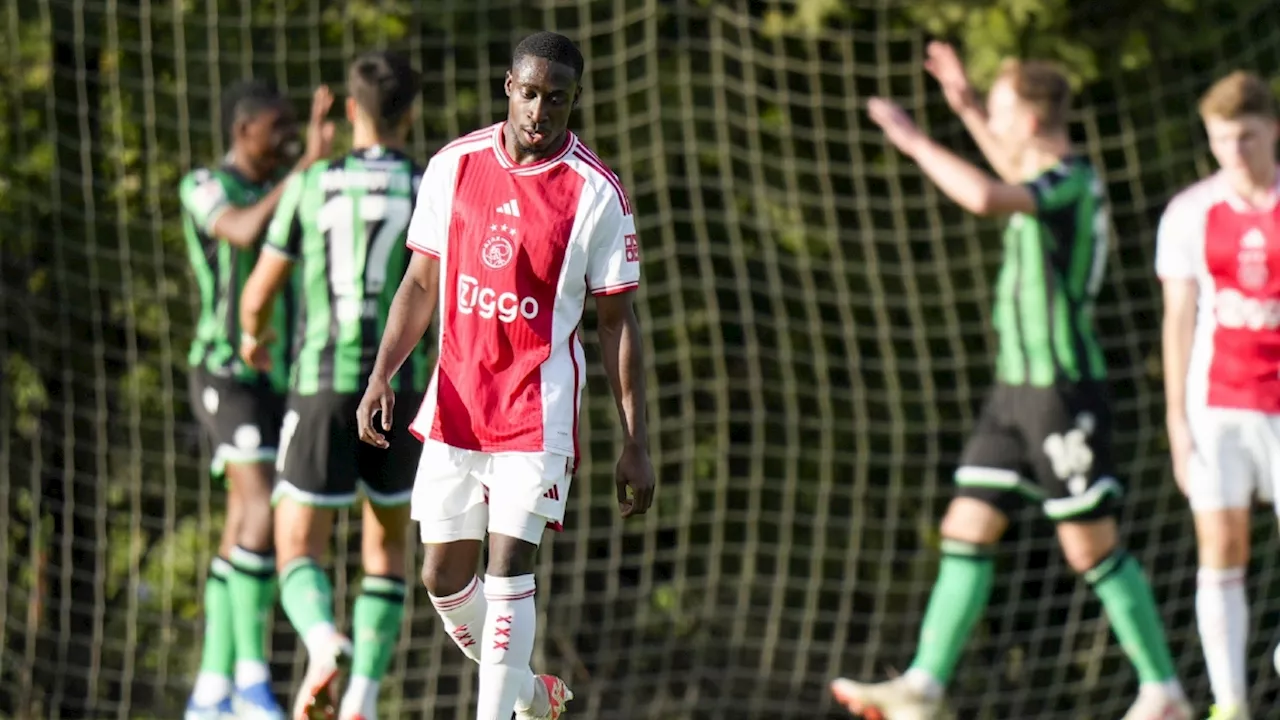 Reserves Ajax creëren niks en verliezen kansloos van tweededivisionist Hannover