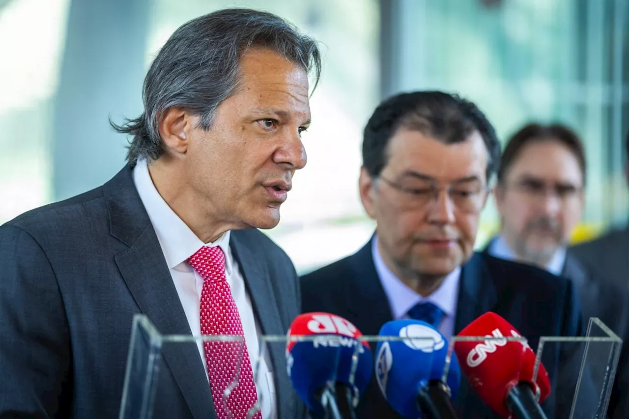 Haddad comemora elevação de nota de crédito do Brasil por agência de risco