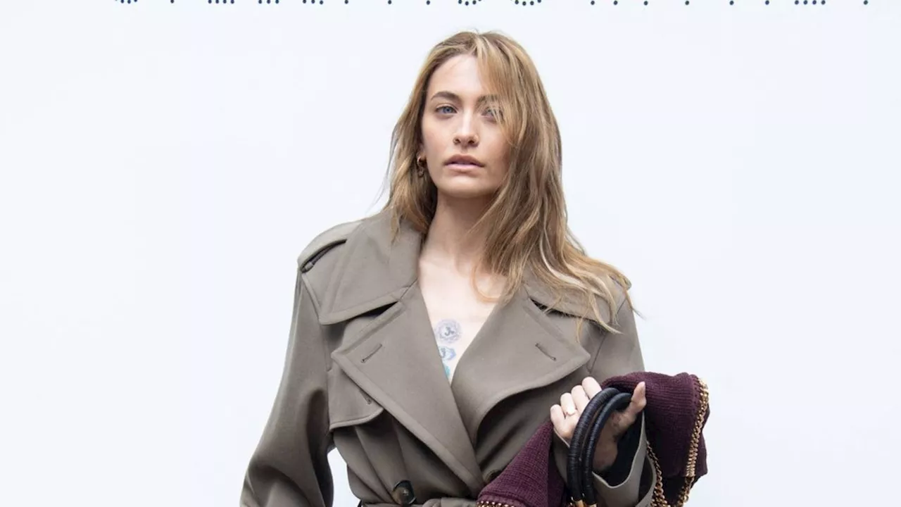 Paris Jackson bei der Paris Fashion Week: Ein Trenchcoat als Kleid