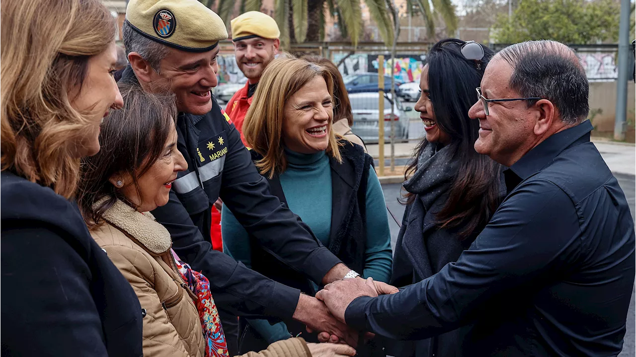 Julián, el conserje de Campanar recibe la Distinción de la Generalitat