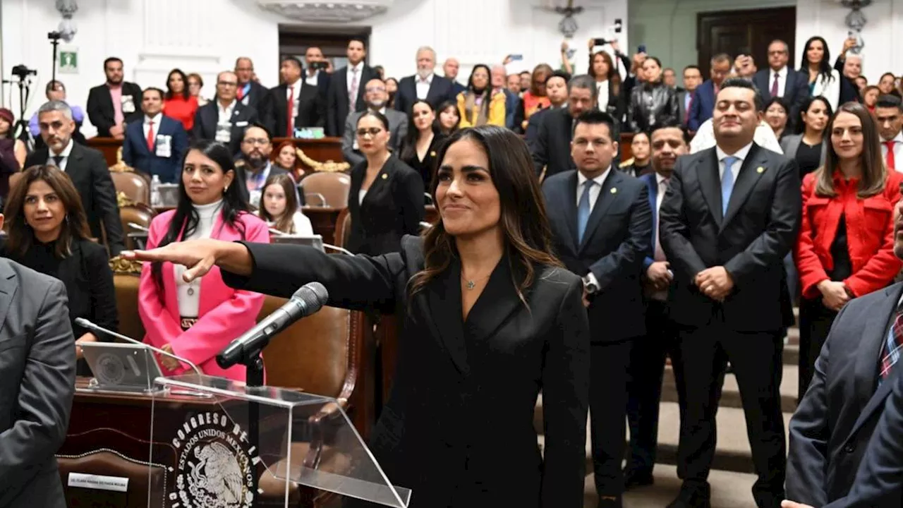 Alessandra Rojo de la Vega toma protesta como alcaldesa de la Cuauhtémoc