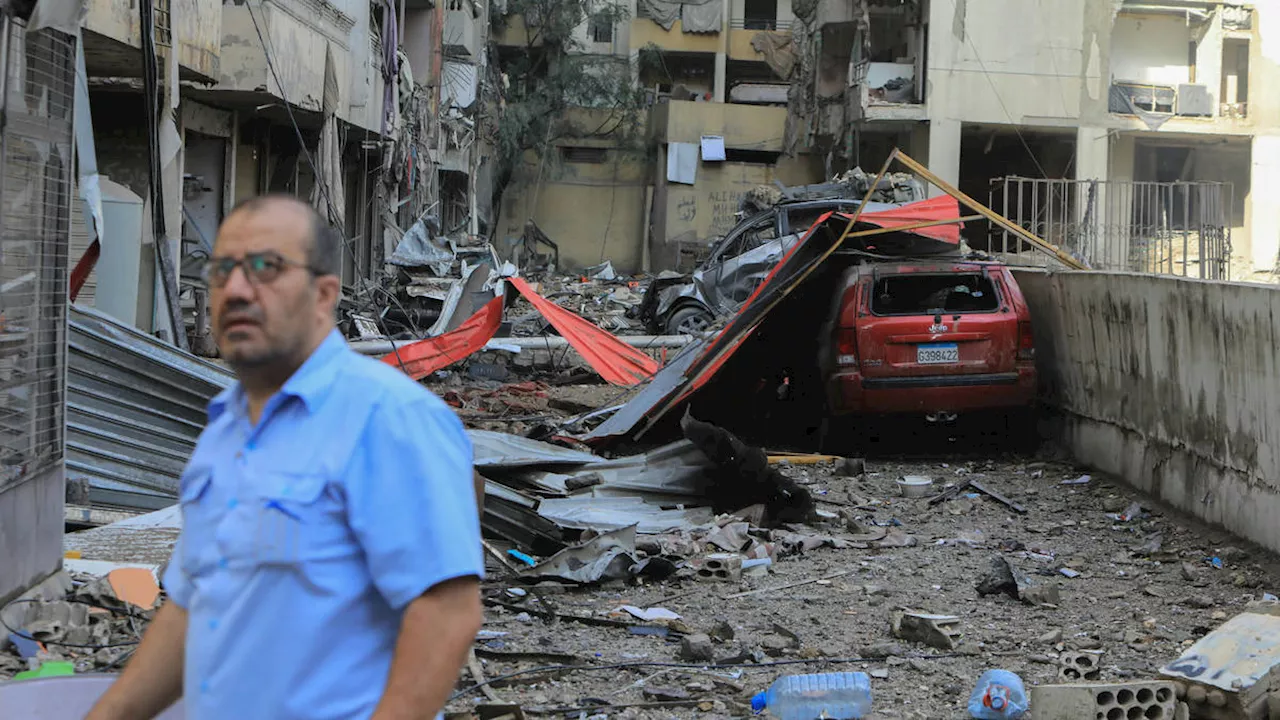 Mercy mission flight chartered by Foreign Office to rescue Brits trapped in Lebanon