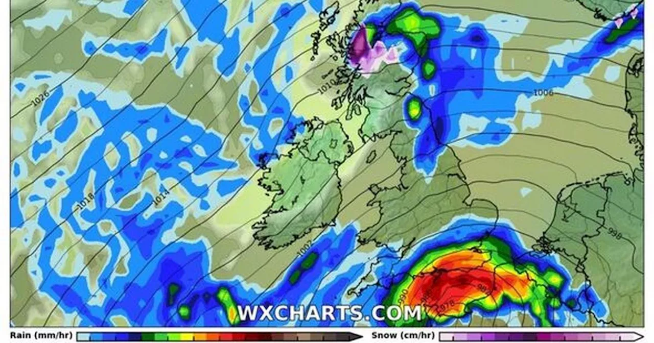 UK weather: Exact date for Indian Summer and then first snow of winter to hit